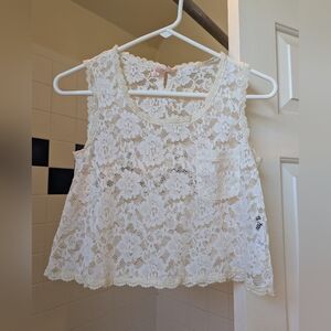 NWOT INGNI Cream Lace Sleeveless Top Tank  Size M